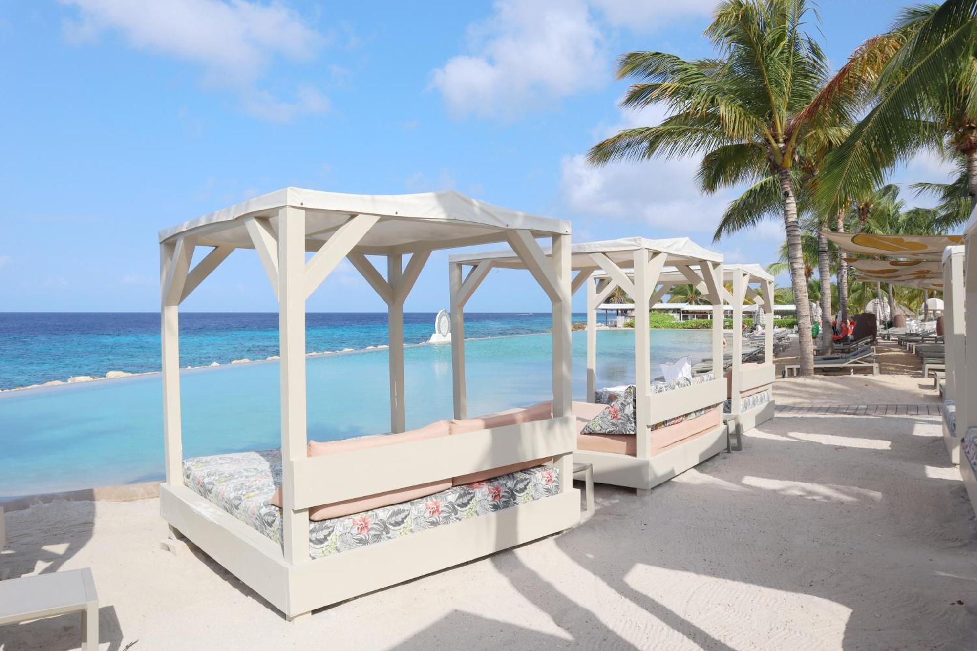 Papagayo Beach Hotel (Adults Only) Willemstad Exterior photo
