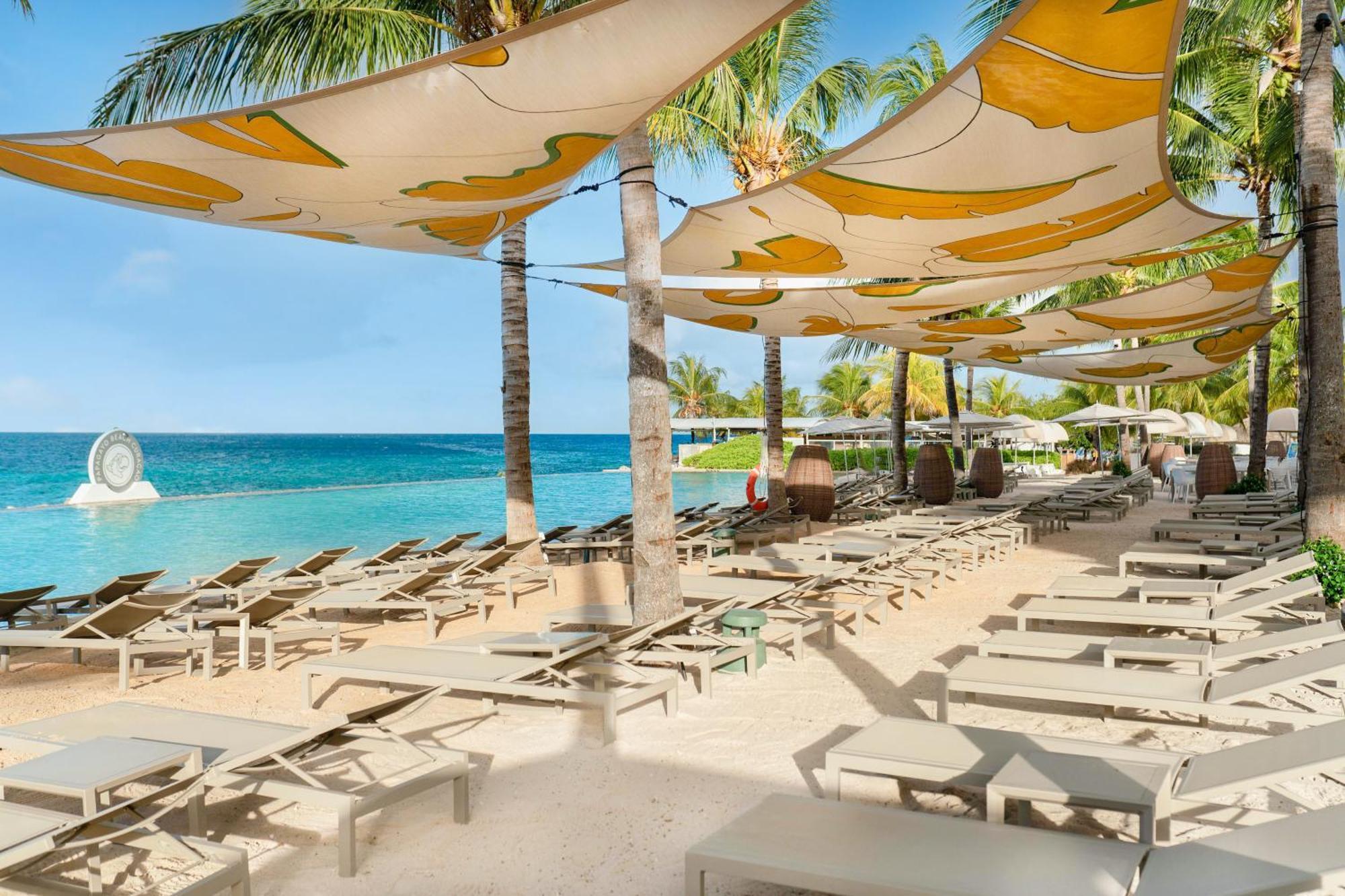 Papagayo Beach Hotel (Adults Only) Willemstad Exterior photo