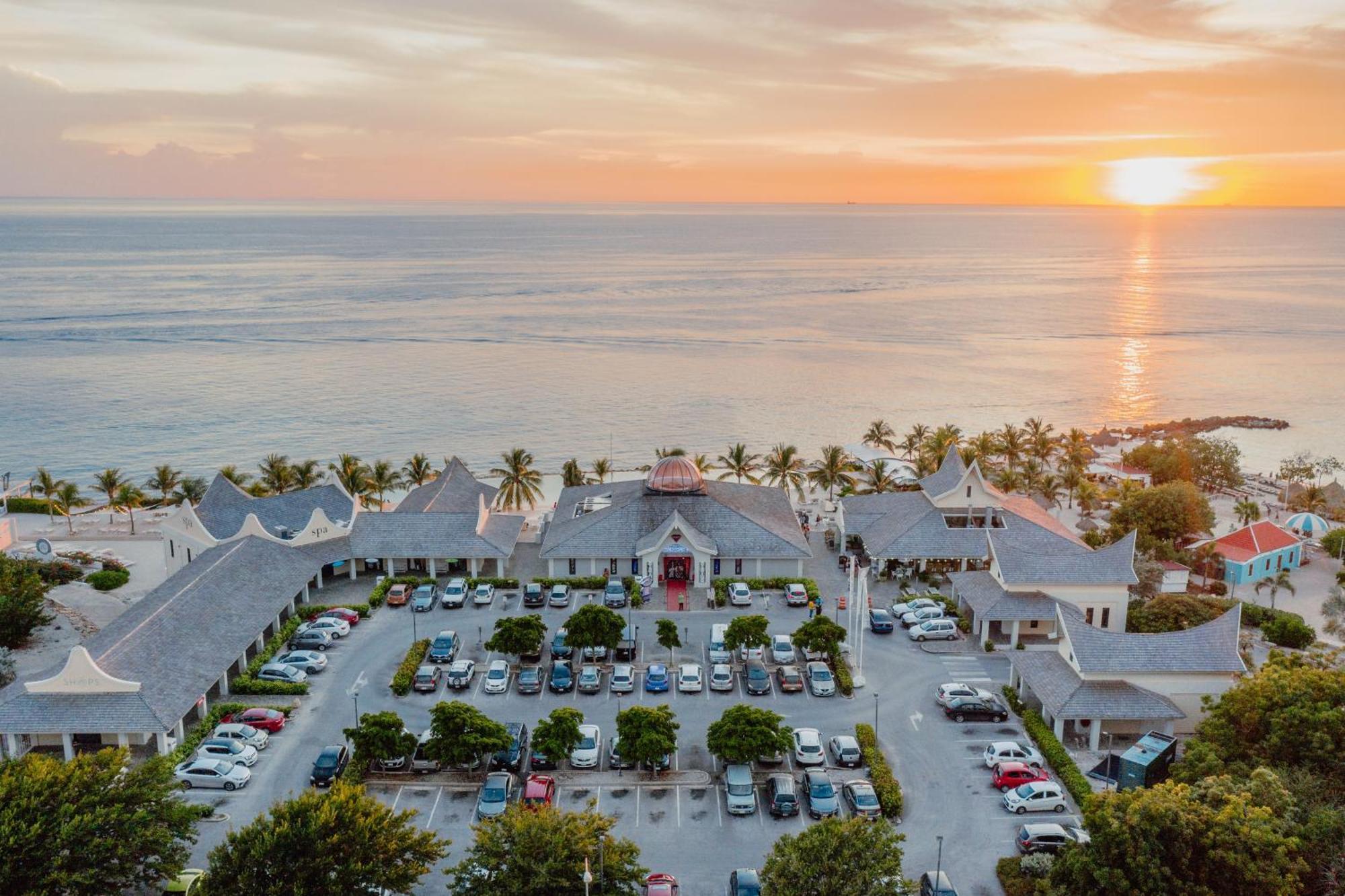 Papagayo Beach Hotel (Adults Only) Willemstad Exterior photo