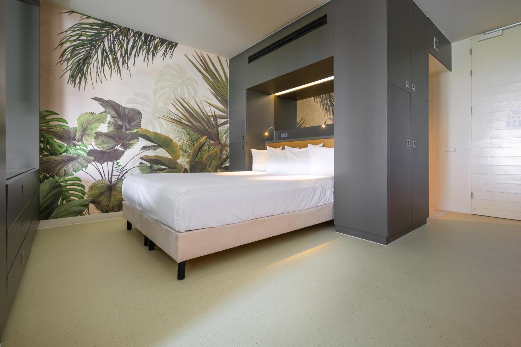 Papagayo Beach Hotel (Adults Only) Willemstad Exterior photo
