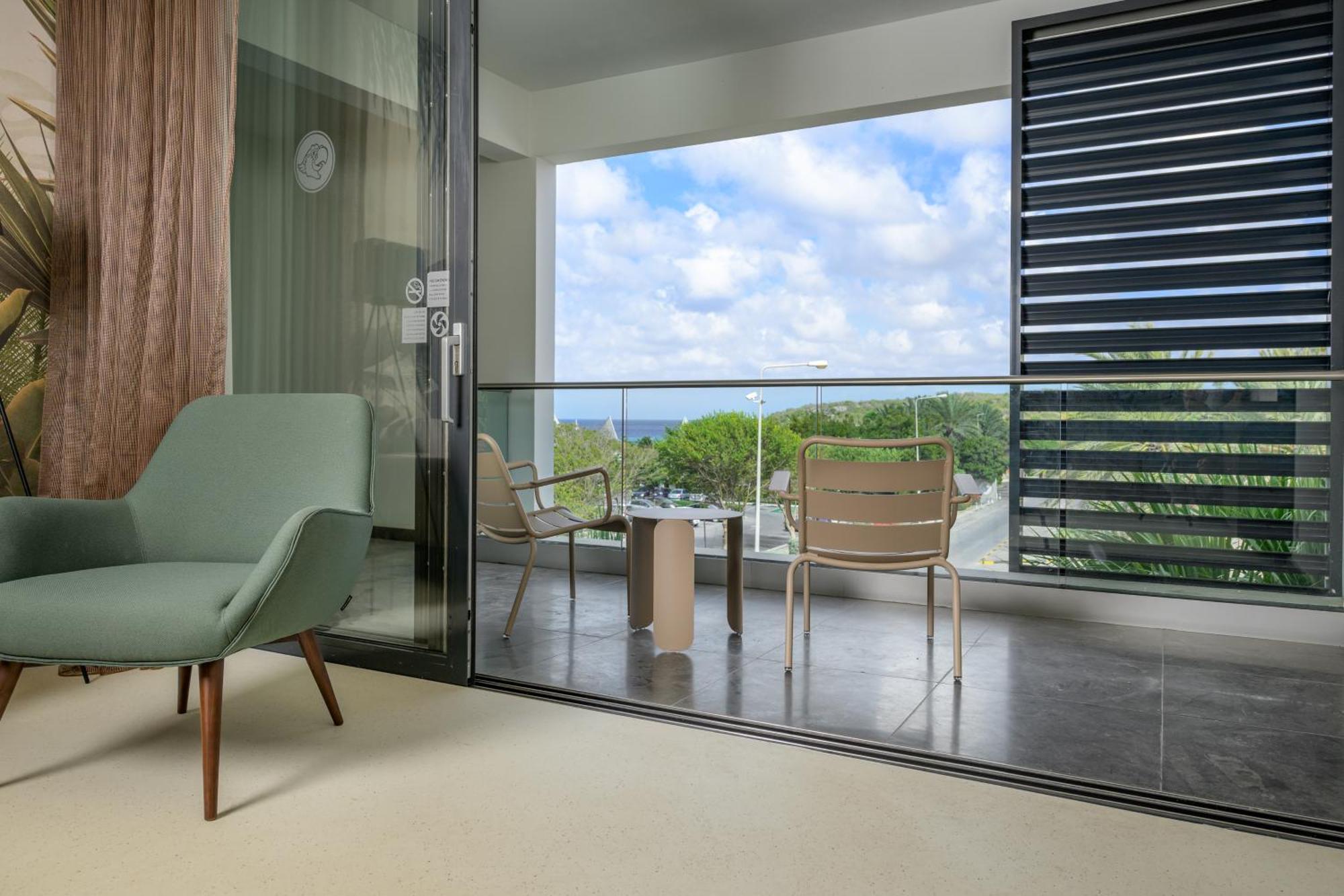 Papagayo Beach Hotel (Adults Only) Willemstad Exterior photo