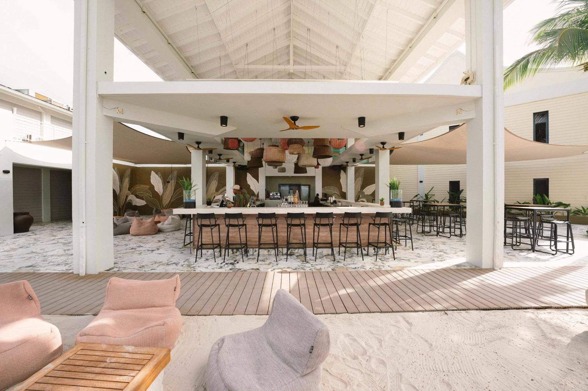 Papagayo Beach Hotel (Adults Only) Willemstad Exterior photo